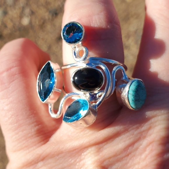 New Twisted Black Onyx, Turquoise and Blue Topaz Silver Ring. - Picture 5 of 12